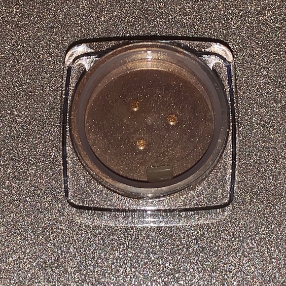 🍒2/$28 or 3/$38🍒 NEW - Lise Watier Loose Pigment Eyeshadow (Gold) - Picture 4 of 6